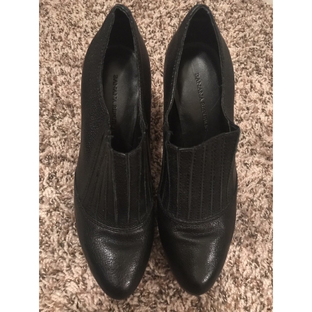 Banana Republic Booties